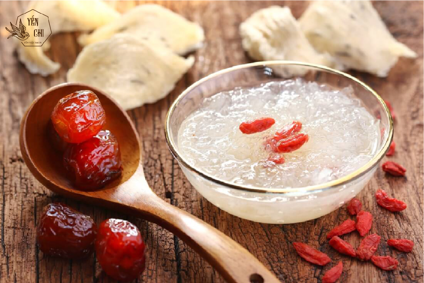 Yến thô là nguyên liệu quý giá trong nhiều món ăn và bài thuốc bổ dưỡng Yến thô là nguyên liệu quý giá trong nhiều món ăn và bài thuốc bổ dưỡng